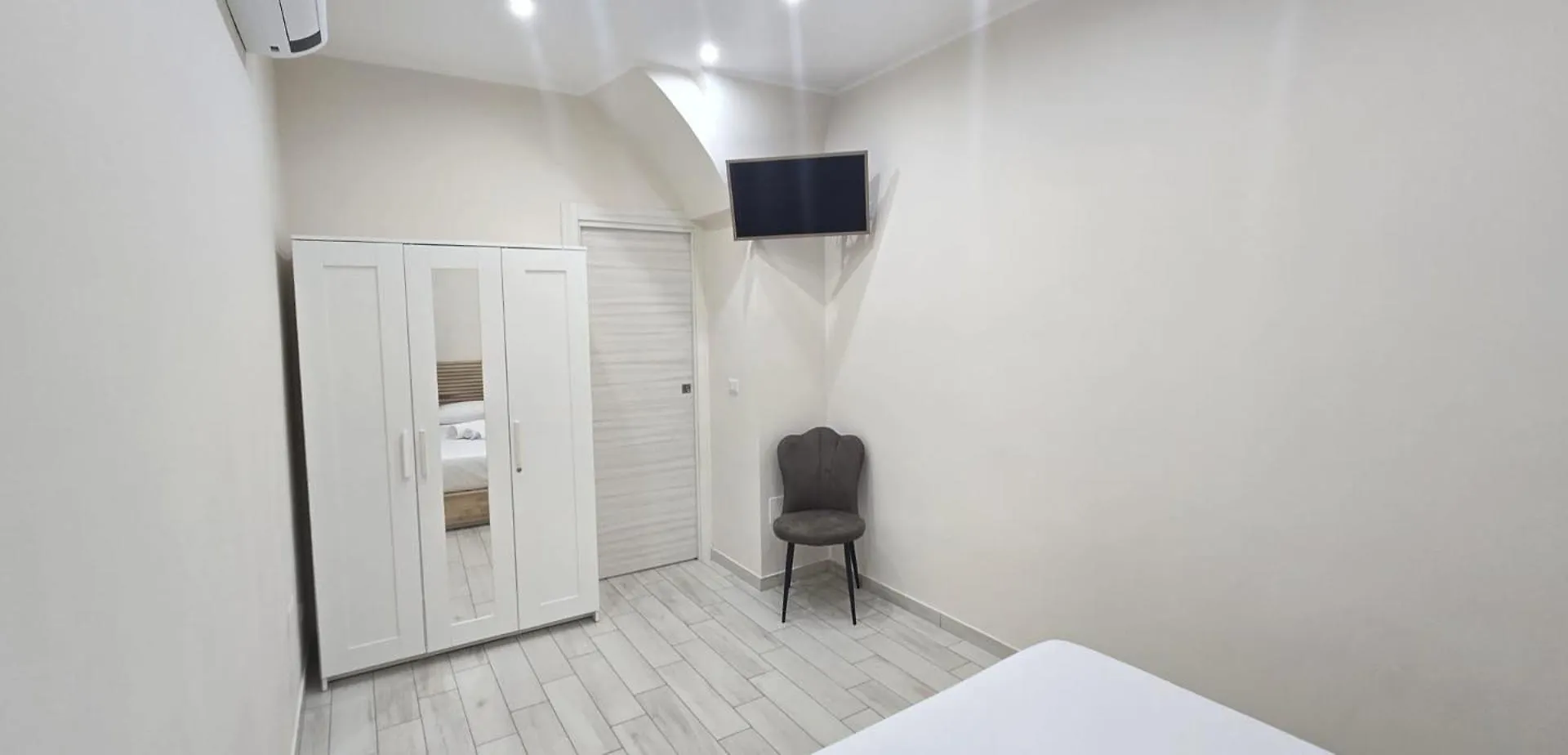 Gesuiti Home Di Agata E Aurora Catane Hébergement de vacances